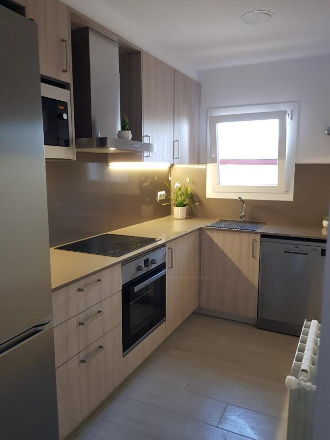 Apartaments L'Arc ปาลาฟรูเจย์ ภายนอก รูปภาพ