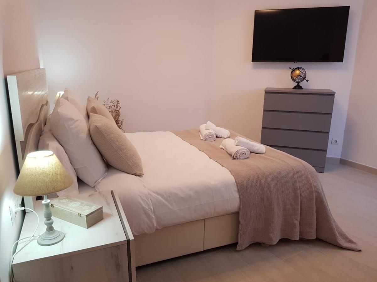 Apartaments L'Arc ปาลาฟรูเจย์ ภายนอก รูปภาพ