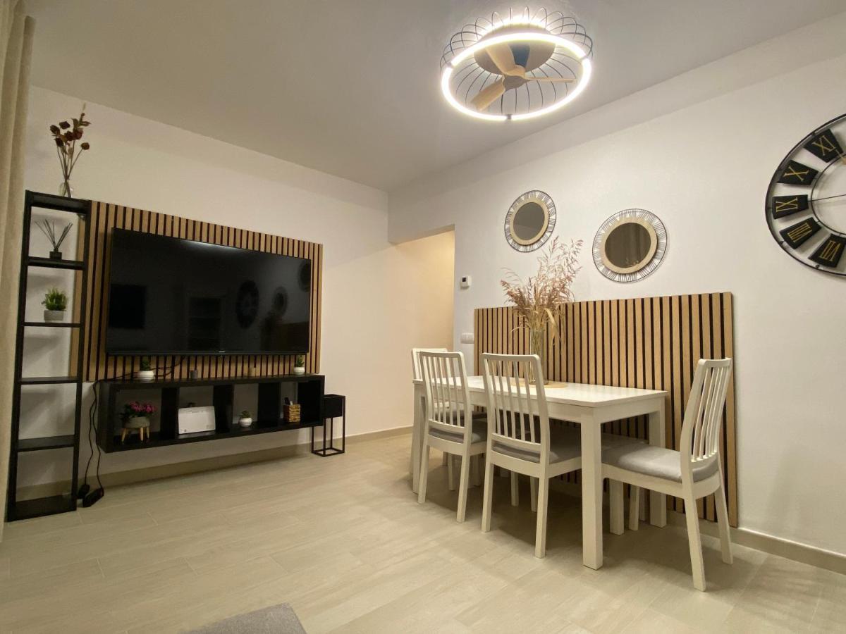Apartaments L'Arc ปาลาฟรูเจย์ ภายนอก รูปภาพ