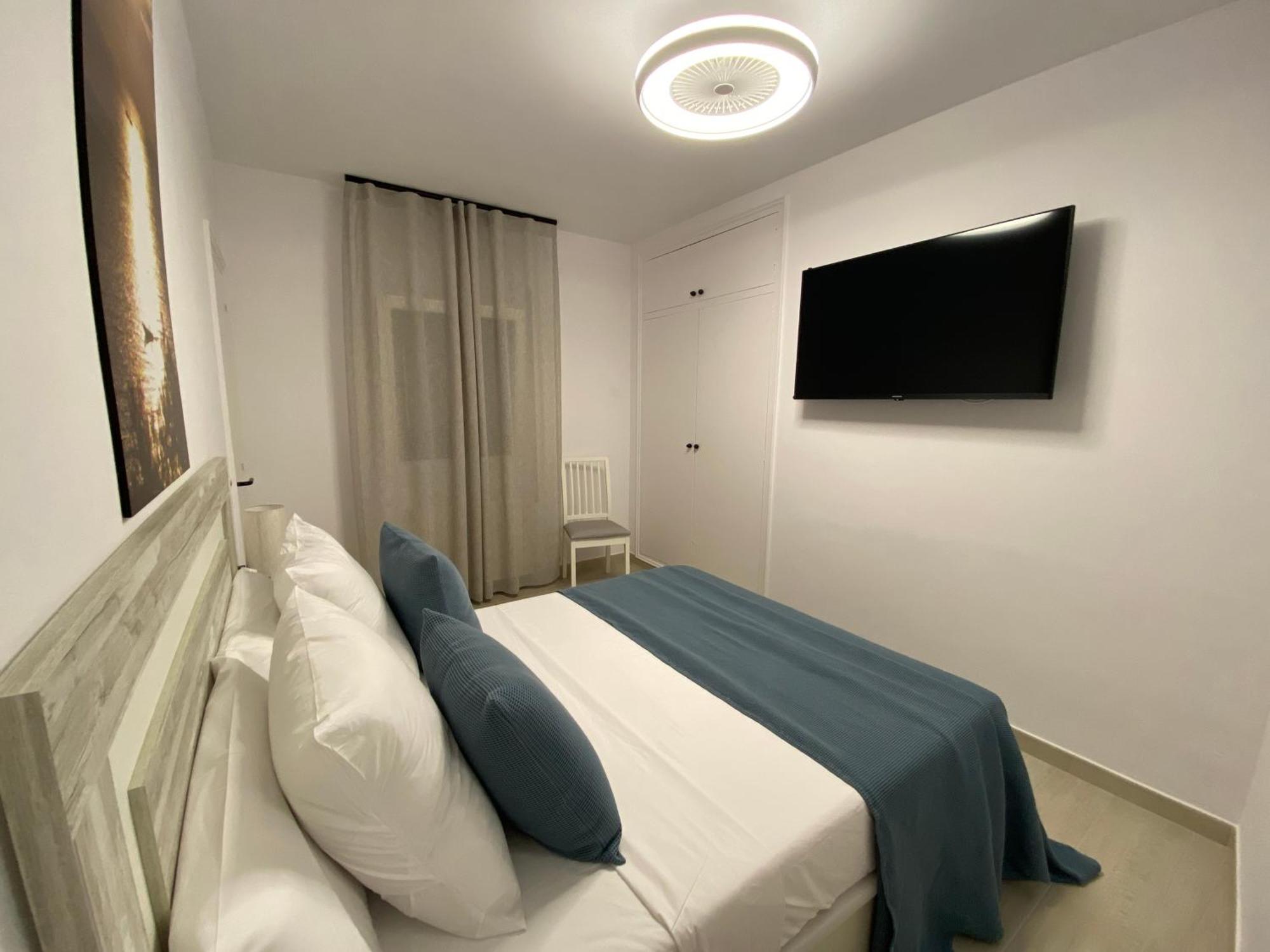 Apartaments L'Arc ปาลาฟรูเจย์ ภายนอก รูปภาพ